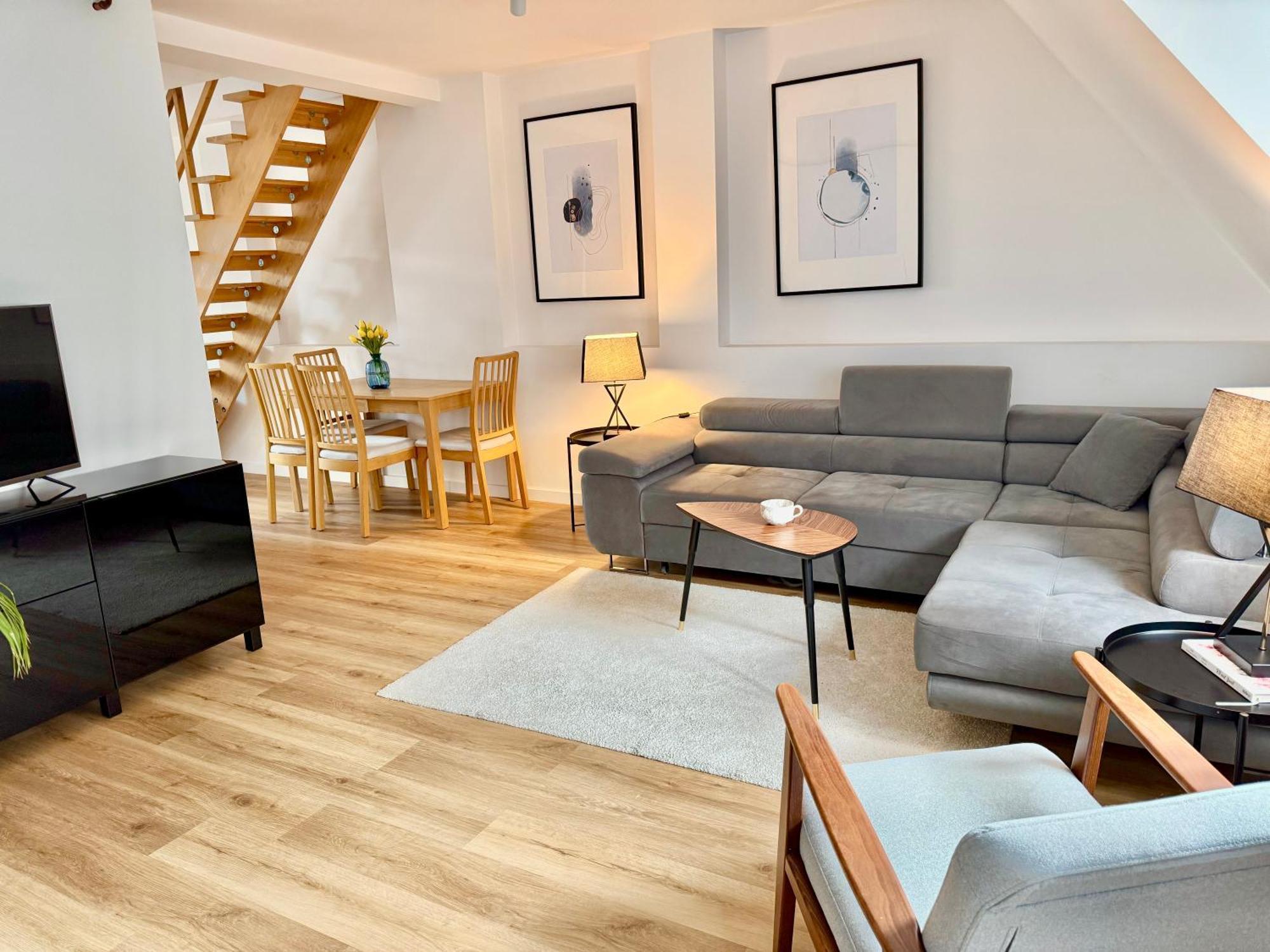 Dwupietrowy Apartament W Centrum Miasta Z Darmowym Miejscem Parkingowym Pod Zlotym Lwem VIII Клодзко Экстерьер фото